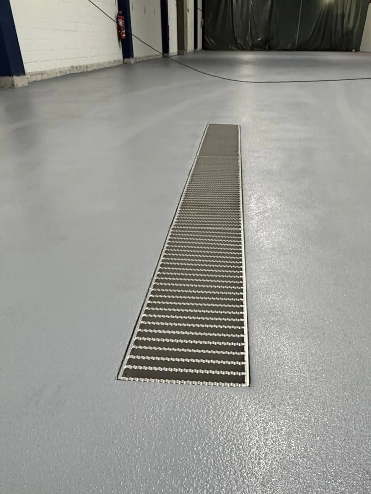 Canal de caja utilizado en el laboratorio