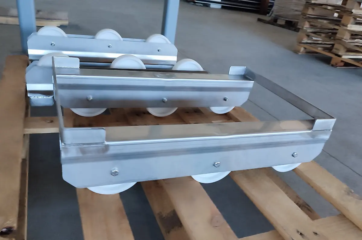 Carro de transporte de acero inoxidable para cajas Euro E2